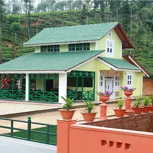 https://meenmutty-heights.kerala-hotels.net